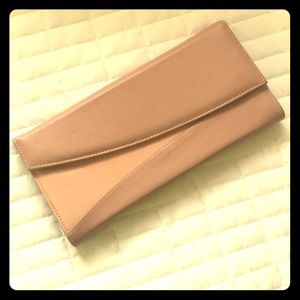 Clutch -leather